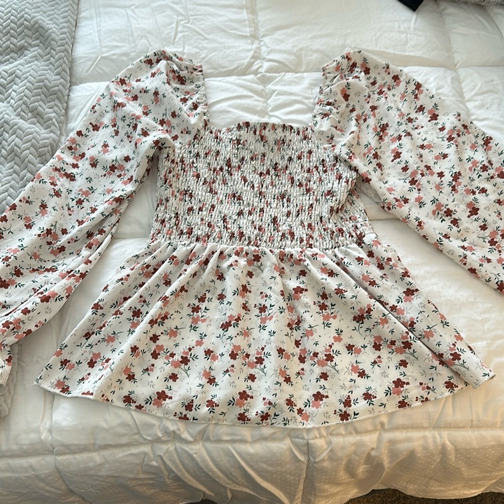 Floral silky peplum top